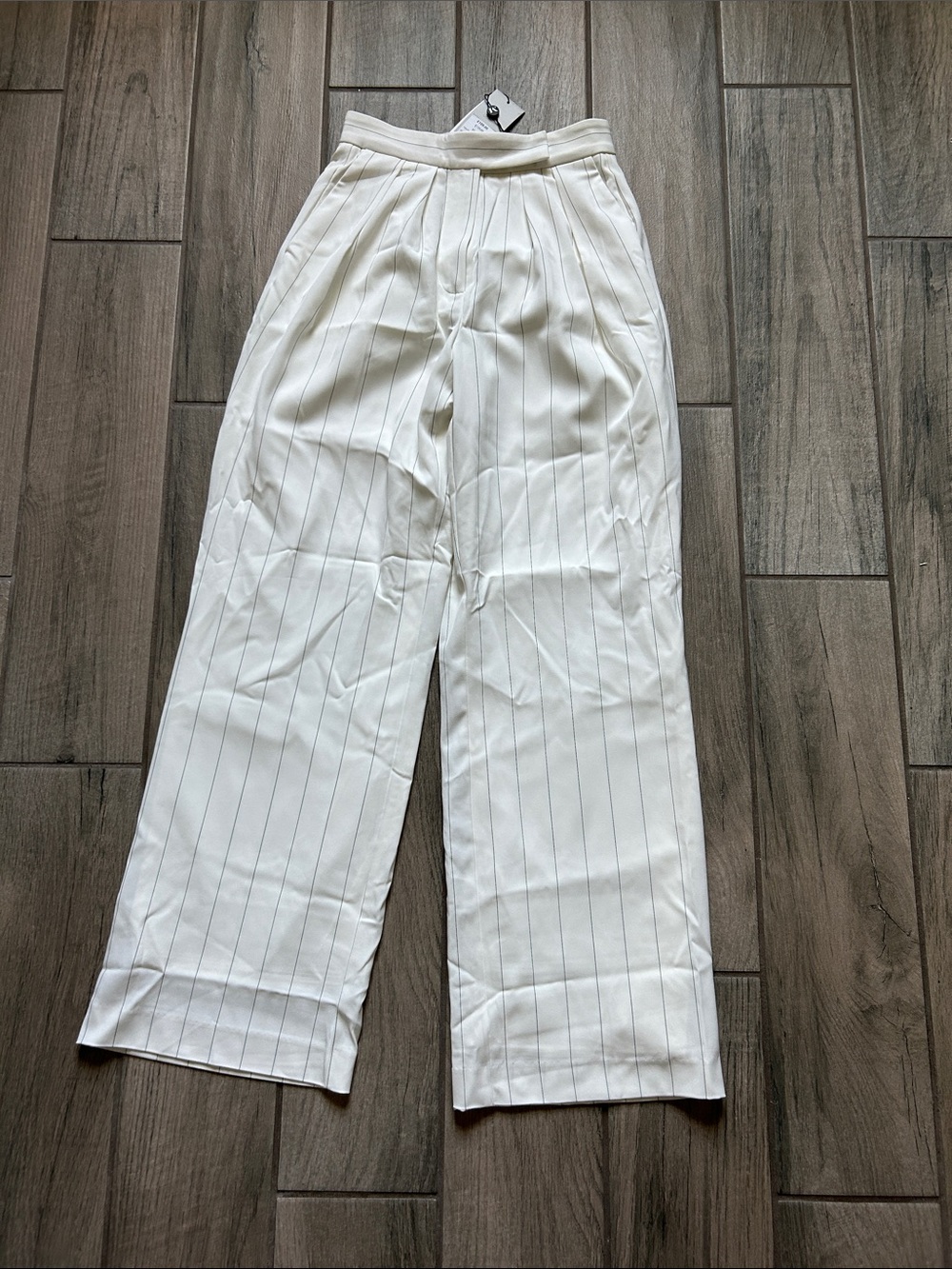 Wide-Leg Pinstripe Women’s Pants in White